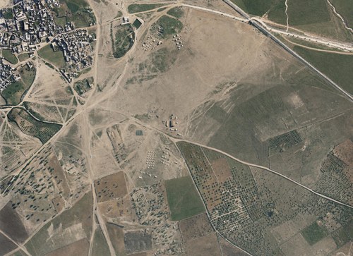 Archive record 181a: er-Ramle and immediate southeastern surroundings, station (vertical photograph)