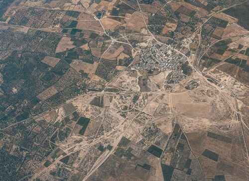Archive record 184b: A city in the coastal plain (er-Ramle). View toward the southeast.