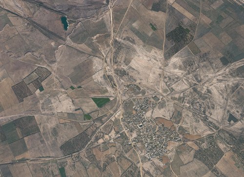 Archive record 184c: A city in the coastal plain (er-Ramle). View toward the southeast.