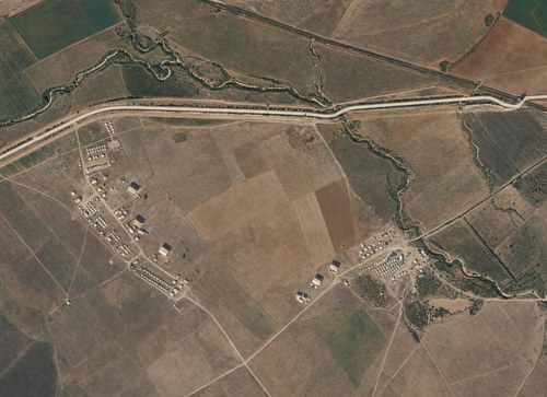Archive record 193: Southeast of er-Ramle, er-Ramle-Latrun road, military camp, British airfield, southern continuation of no. 192