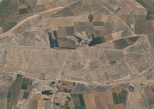Archive record 269h: overview of the terrain of Bir-Salem (German farm) (3 km east of Nes Ziona), Khirbet Abjar el-Lemun, and the Lidd-Gaza railway, similar to no. 268