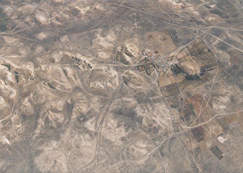 Archive record 327: el-Kubebe, with 2 km of surrounding terrain to the north and 1 km to the east, south, and west; Lidd-Gaza railway