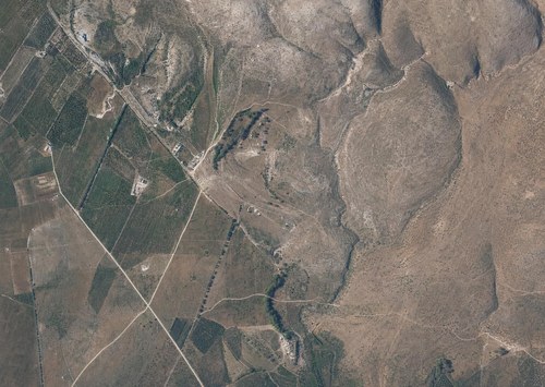 Archive record 334: North of el-Kubebe bzw. northwest of Khirbet Sarafand