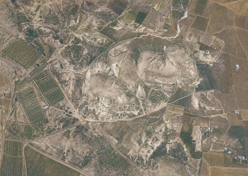 Archive record 334b: North of el-Kubebe bzw. northwest of Khirbet Sarafand