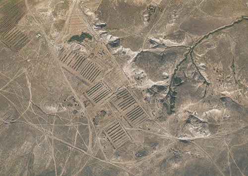 Archive record 334p: North of el-Kubebe bzw. northwest of Khirbet Sarafand