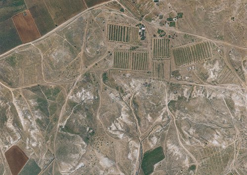 Archive record 334r: North of el-Kubebe bzw. northwest of Khirbet Sarafand