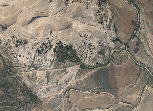 Archive record 361l: Southeast of Nebi Junis, Windungen of the Nahr Sukrer