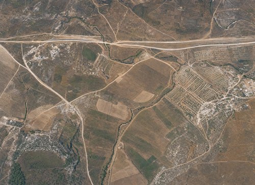 Archive record 388: East of station Wadi es-Sarar with En en-Nina, Chalde, Bir ed-Daschir and Khirbet esch-Schech Chalid