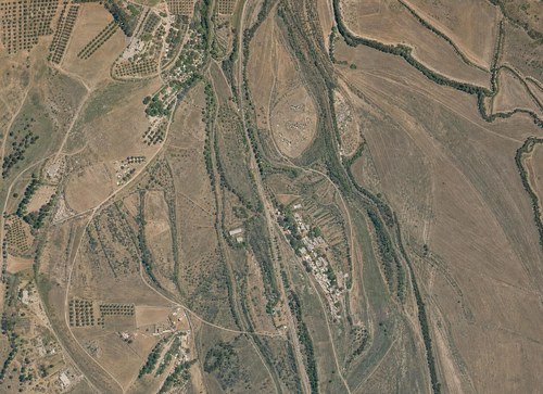 Archive record 400c: terrain west of Barka: Dschisr Esdud, railway and sand dunes