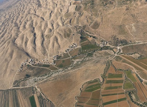 Archive record 423: North of Esdud, Dschisr Esdud and surroundings with Wadi Sukrer, southern continuation of no. 422