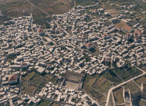 Archive record 515: Baalbek, view over the new city (oblique photograph)