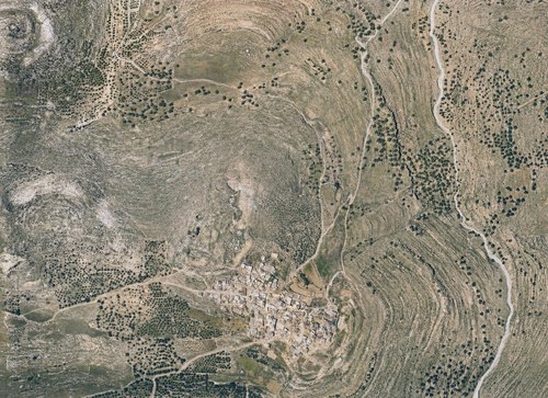 Archive record 543: Silwad (6 km south of Sindschil) with Wadi en-Nimr and western surroundings