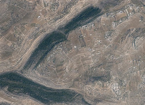 Archive record 583: et-Taijibe, not west of Deir Dscharir, southwestern continuation of no. 582