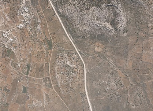 Archive record 643: East of Kalandje: Khirbet Kefr Tas and Khirbet Erzije east of and west of the Jerusalem road