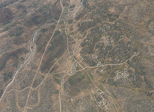 Archive record 672: villages north of and northeast of Amwas and Latrun: Bet Nuba and Jalo (3 km northeast of Amwas) with western surroundings, like no. 671 with northeastern continuation to Khirbet Umm el-Hammam