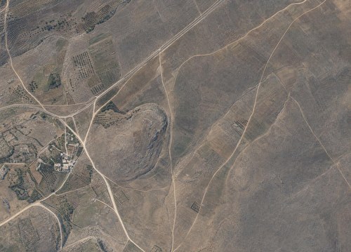 Archive record 690: Amwas-Latrun and surroundings (in chronological order): north of Latrun, northern continuation of no. 689