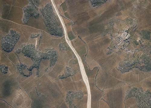 Archive record 708: Amwas-Latrun and surroundings (in chronological order): 6 km west of Latrun, with the Latrun-Wadi es-Sarar road, Khirbet Asfura, and military columns on the march