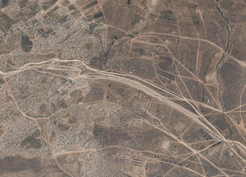 Archive record 725o: Amwas-Latrun and surroundings (in chronological order): Latrun, eastern continuation of no. 724z
