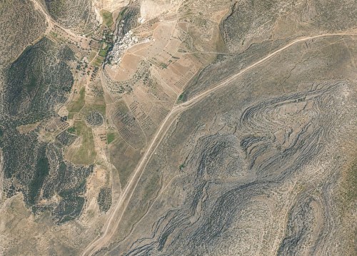 Archive record 730e: Road from Latrun to Jerusalem: 4 km west of Narjet el-Jueb