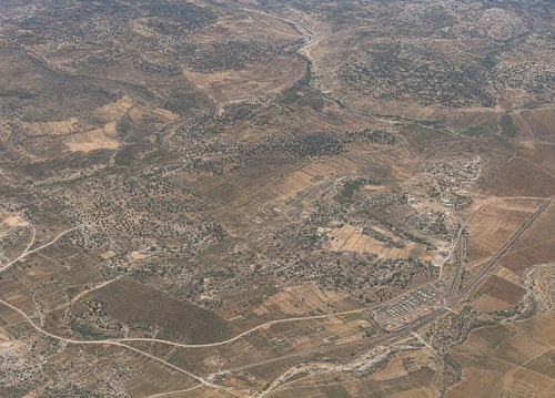 Archive record 756: Railway line from Artuf-Deir Aban to Jerusalem with northern and southern surroundings: Deir Aban station and 2 km of southeastern surroundings, ruins of Tell er-Rummele, En Schems, etc.
