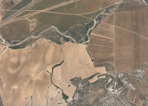 Archive record 758: Railway line from Artuf-Deir Aban to Jerusalem with northern and southern surroundings: west of Deir Aban station, western continuation of no. 757