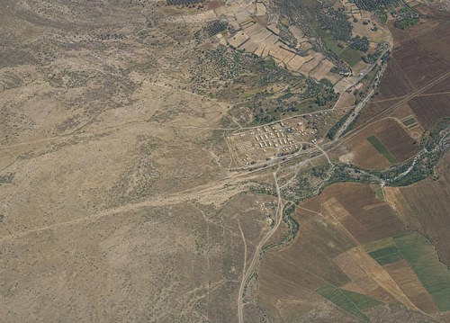 Archive record 759b: Railway line from Artuf-Deir Aban to Jerusalem with northern and southern surroundings: 2 km west of Deir Aban station, Wadi es-Sarar, like no. 757 with eastern and northeastern continuation
