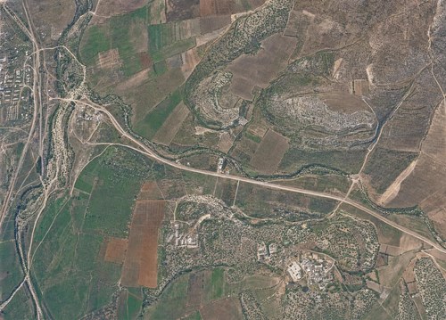 Archive record 761: Railway line from Artuf-Deir Aban to Jerusalem with northern and southern surroundings: southwest of Artuf
