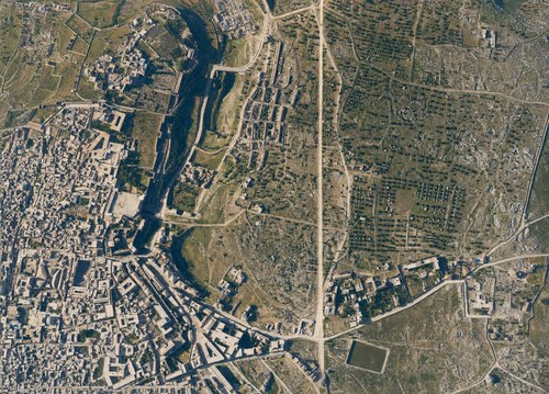 Archive record 797c: C. Jerusalem, partial views of the Old and New City (more or less vertical photographs) with a narrow field of view: western part of the Old City (Church of the Holy Sepulchre, Citadel) and western foreland, Birket es-Sultan, Jewish colonies, Birket Mamilla