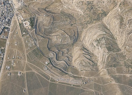 Archive record 813: D. Jerusalem, partial views of the immediate surroundings of the Old and New City: valley walls of Wadi Jasul and Wadi en-Nar, like no. 809 with southern continuation