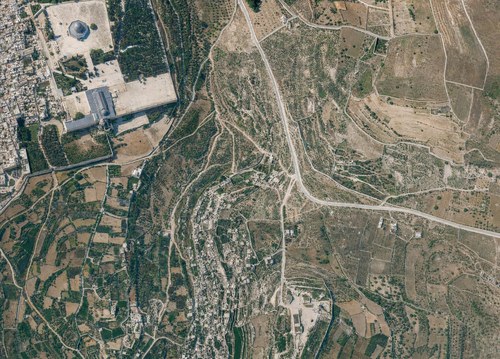 Archive record 838: D. Jerusalem, partial views of the immediate surroundings of the Old and New City: southeast of Jerusalem (vertical photograph), southern part of the Temple Mount, Kidron, village of Silwan, Jericho road