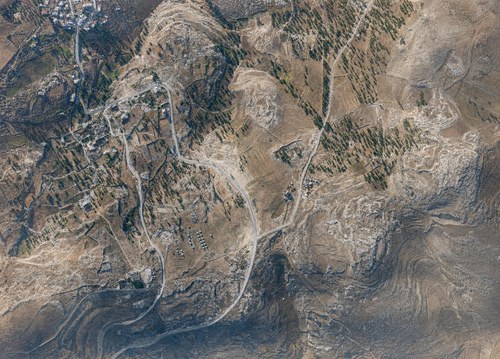 Archive record 845: el-Azarije, Jericho road, Khan Hatrur, Khan el-Meschrab, Deir el-Kelt, Jebel Karantal, etc.: el-Azarije (Bethanien) with "Bethphage" and western surroundings