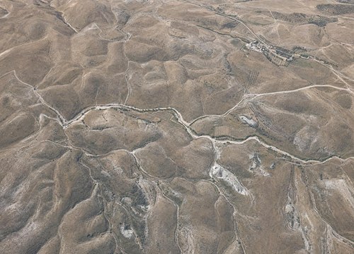 Archive record 855: el-Azarije, Jericho road, Khan Hatrur, Khan el-Meschrab, Deir el-Kelt, Jebel Karantal, etc.: Charbusch (4 km west of Khan Hatrur) with Jericho road of the mouth of the Wadi el-Minfach to the junction to the Khan el-Ahmar and to the mouth of the Wadi es-Sidr, like no. 852 with 853 and southern continuation