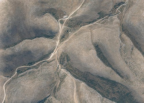 Archive record 856a: el-Azarije, Jericho road, Khan Hatrur, Khan el-Meschrab, Deir el-Kelt, Jebel Karantal, etc.: Charbusch (4 km west of Khan Hatrur) with Jericho road of the mouth of the Wadi el-Ahmar and to the mouth of the Wadi es-Sidr, like no. 852 with southern continuation