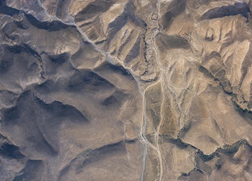 Archive record 860: el-Azarije, Jericho road, Khan Hatrur, Khan el-Meschrab, Deir el-Kelt, Jebel Karantal, etc.: Khan Hatrur, Wadi Abu ed-Deba and Jericho road, eastern continuation of no. 879
