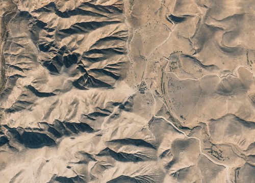 Archive record 872: el-Azarije, Jericho road, Khan Hatrur, Khan el-Meschrab, Deir el-Kelt, Jebel Karantal, etc.: Khan el-Meschrab and northeastern surroundings to the Wadi el-Kelt, like no. 871 with western continuation