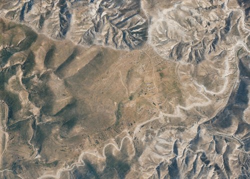 Archive record 877a: el-Azarije, Jericho road, Khan Hatrur, Khan el-Meschrab, Deir el-Kelt, Jebel Karantal, etc.: southeast of (not northeast of) of Khan el-Meschrab, Nebi Musa road, like no. 873 with southeastern continuation the road
