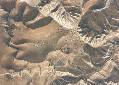 Archive record 878: el-Azarije, Jericho road, Khan Hatrur, Khan el-Meschrab, Deir el-Kelt, Jebel Karantal, etc.: southeast (not northeast of) of Khan el-Meschrab, Nebi Musa road, eastern continuation of no. 877