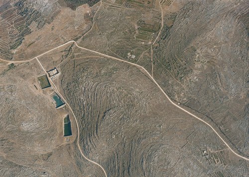 Archive record 929: Solomon's Pools and northern surroundings, southern continuation of no. 925
