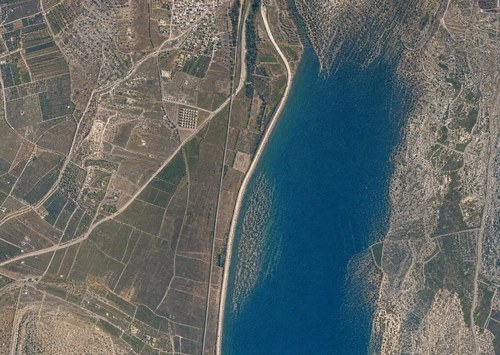 Archive record 948a: Northwest of Bet-Feddschar Hebron road and water conduit from the Reservoir to Khan el-Kuschuk, west of the road Khirbet el-Furedis, western continuation of no. 947 with Wadi and Khirbet Marrina