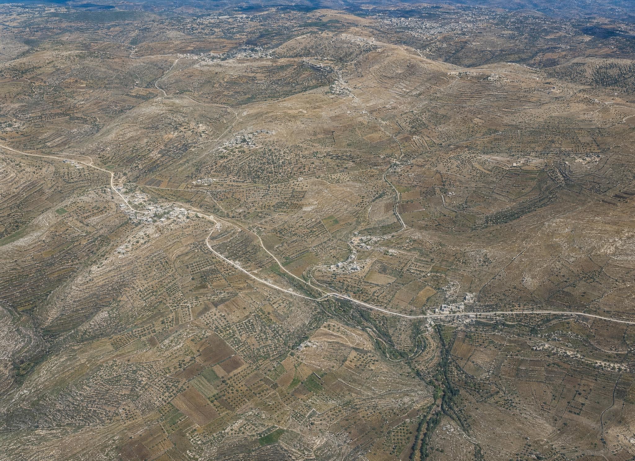 The northern road from Jerusalem II (Bet Hanina, er-Ram). View toward the east-northeast.