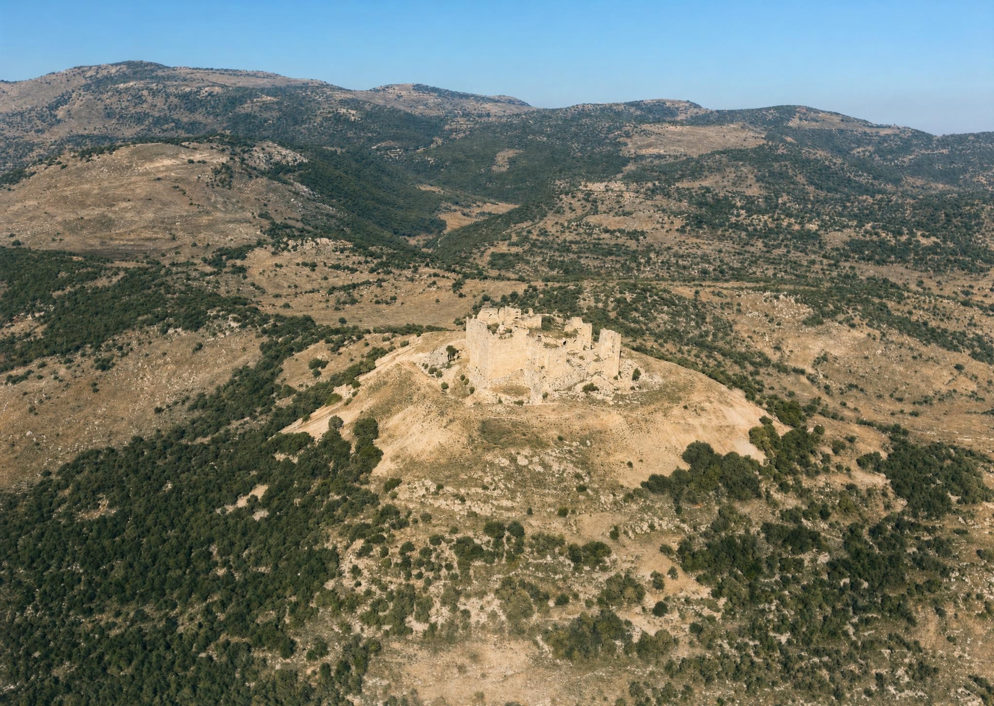 The Arab fortress Kal‘at ‘Ajlun. Aerial oblique. View toward the northeast.