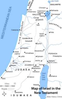 Flat two-color atlas style with white land, light-blue water, blue-gray hydrology, gray roads, and black sans-serif place and region labeling.