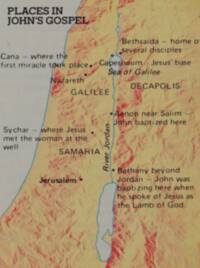 Relief model uses warm hypsometric land tones with red-brown shaded terrain, blue hydrography, black labels, and small black dot settlement symbols.