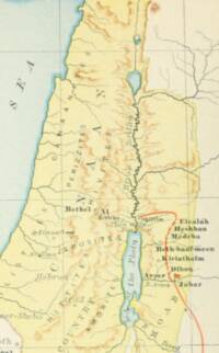 Cropped Rand McNally Bible atlas style with pale water, warm yellow land tints, brown hachured relief, dark gray-brown typography, open-circle town symbols, a solid graticule, and an orange-red route east of the Dead Sea.